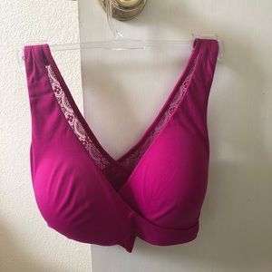 NWT Gilligan & O’Malley lace back bralette